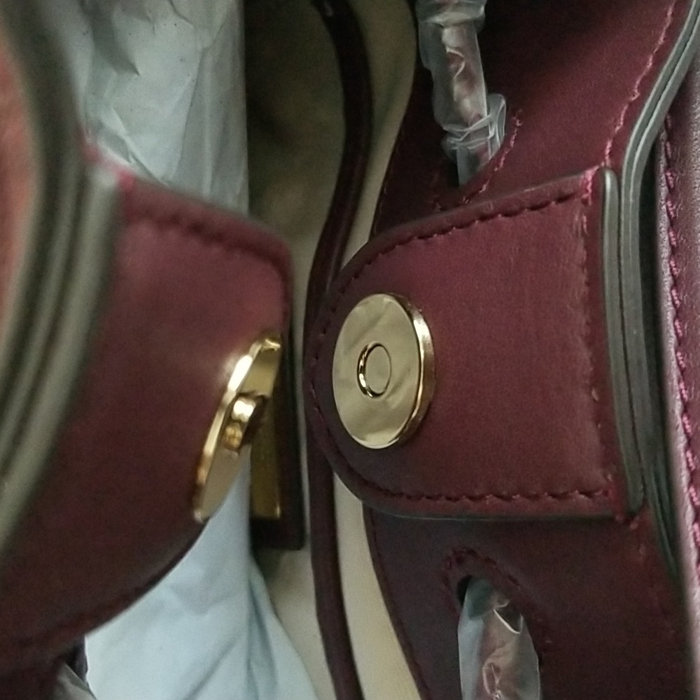 New Ralph Lauren Andie Drawstring Bag - Picture 9 of 13